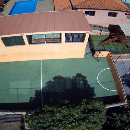 Chacara Bella Vida Com Piscina Churrasqueira Salao De Festas Fogao A Lenha Quadra Арасаригуама Екстериор снимка
