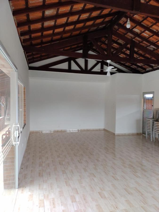 Chacara Bella Vida Com Piscina Churrasqueira Salao De Festas Fogao A Lenha Quadra Арасаригуама Екстериор снимка