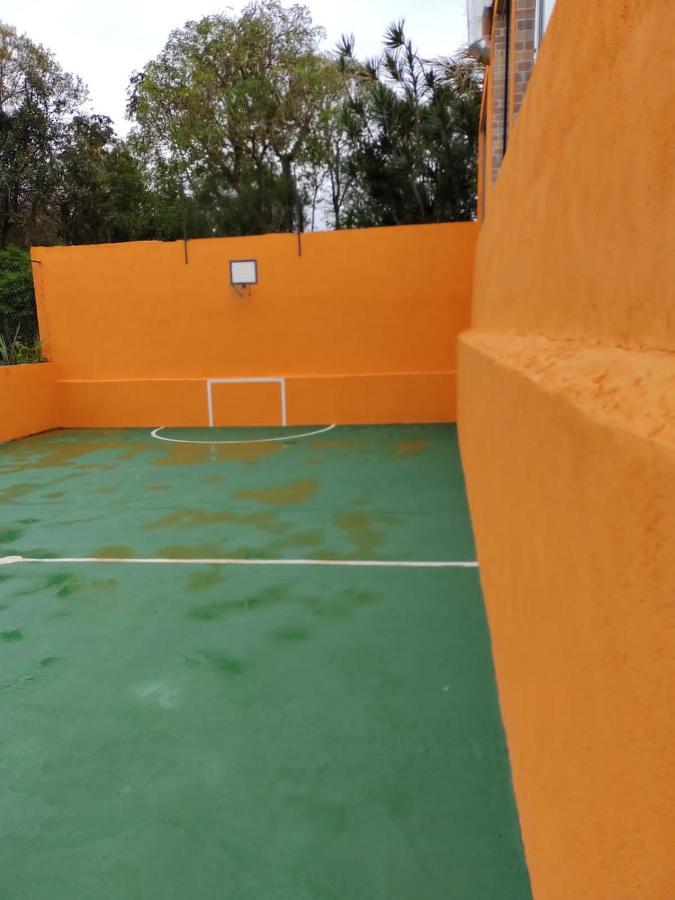 Chacara Bella Vida Com Piscina Churrasqueira Salao De Festas Fogao A Lenha Quadra Арасаригуама Екстериор снимка